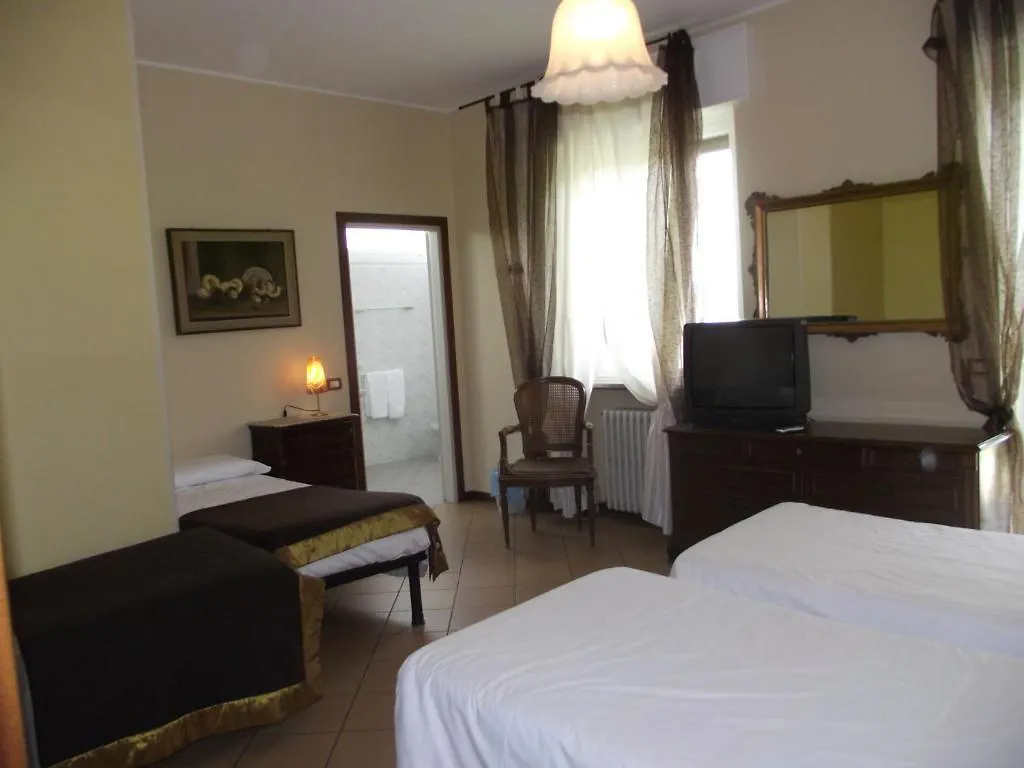 Hotel Ventolosa Villa dʼAlmè 3*,